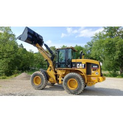 Pala CATERPILLAR 930G (135 q.li)